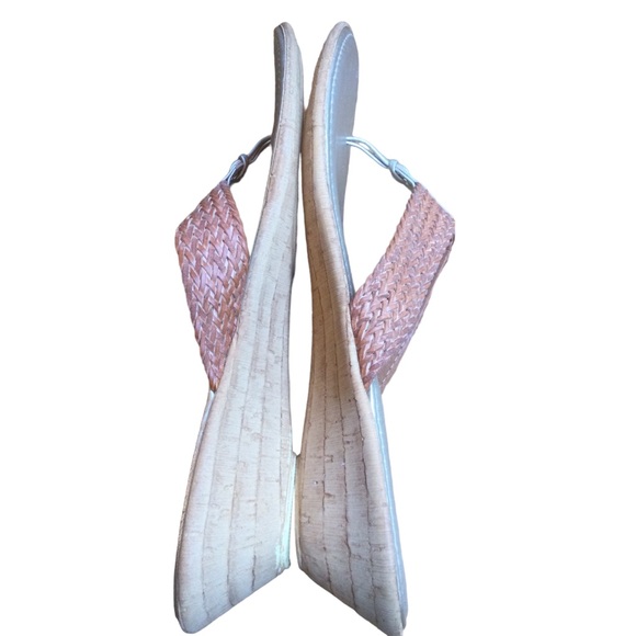 Italian Shoemakers Flip-Flop Thong Wedge Sandals Size 9 - Picture 3 of 7